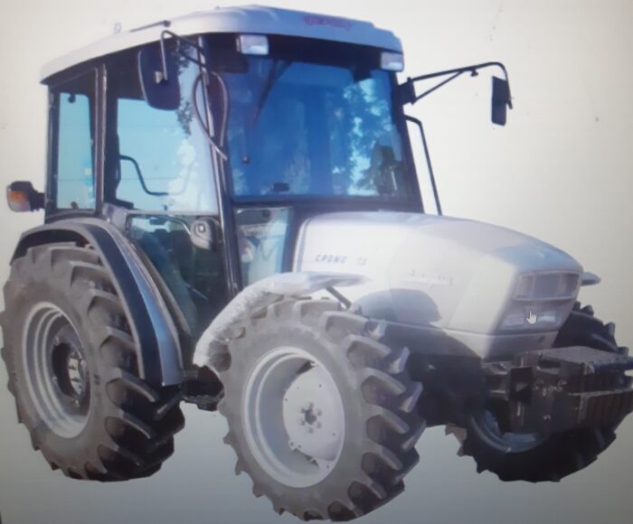 KABINA ZA TRAKTOR